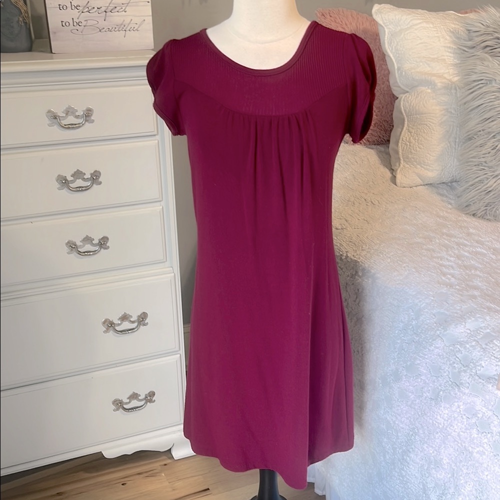 Elegant Magenta Short Sleeve Sweater Dress